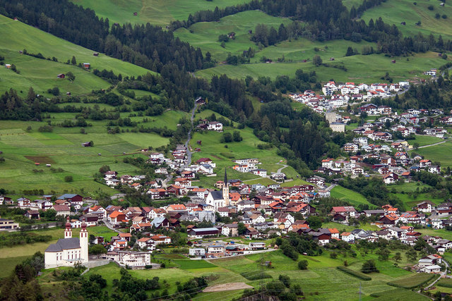 Die Gemeinde Fließ wurde mit dem Europäischen Dorferneuerungspreis 2016 ausgezeichnet. | Foto: Günter Kramarcsik