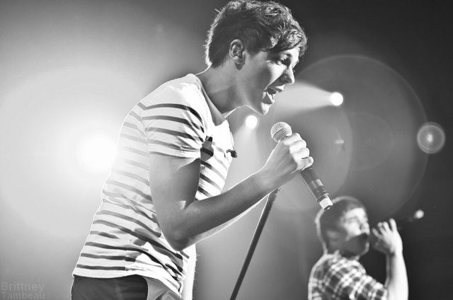 Louis Tomlinson bringt den Fans Hoffnung auf eine Reunion von One Direction
