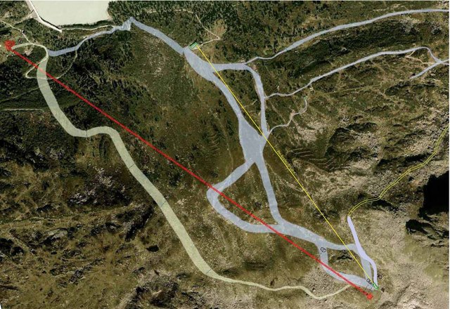 Die neue Breitspitzbahn (rot) ist um 500 Meter länger als der bestehende Doppelsessellift (gelb). | Foto: Visualisierung Melzer&Hopfner