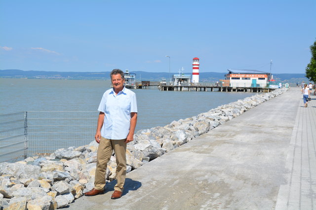 Die Promenade und der Leuchtturm - für Walter Gisch markante Punkte in der Gemeinde