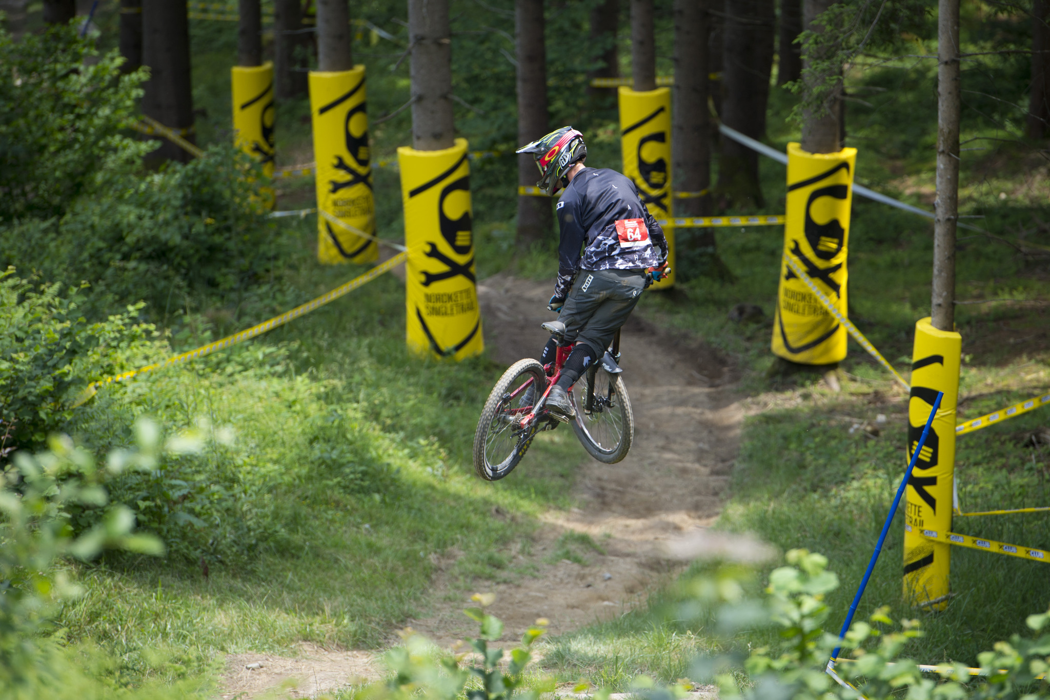 Auf der Muttereralm ist der Downhill los! Westliches Die 40+ besten Bilder zu Downhill in 2020 | fahrrad