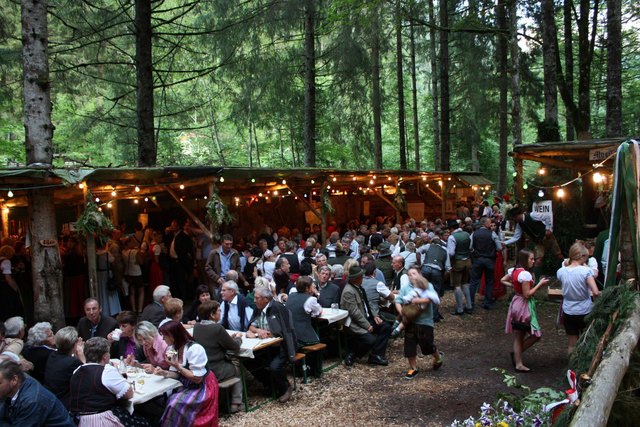 Die Aufest Waldlichtung, ein einzigartig gemütlicher Platz für das Aufest.