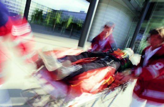 Die schwer verletzte Frau wurde ins Klinikum Klagenfurt geflogen