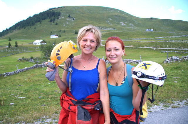 Entdecke Salzburgs Naturwunder mit kompetenten Höhlenexperten.