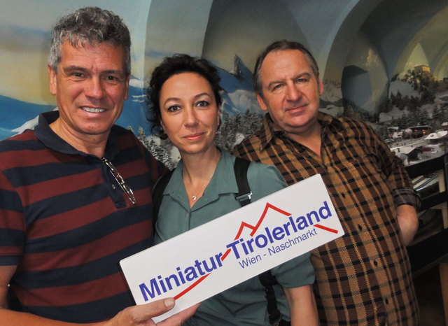 In Margareten: Wolfgang Pröhl, Ursula Strauss und Wolf Bachofner (v.l.). | Foto: Miniatur-Tirolerland