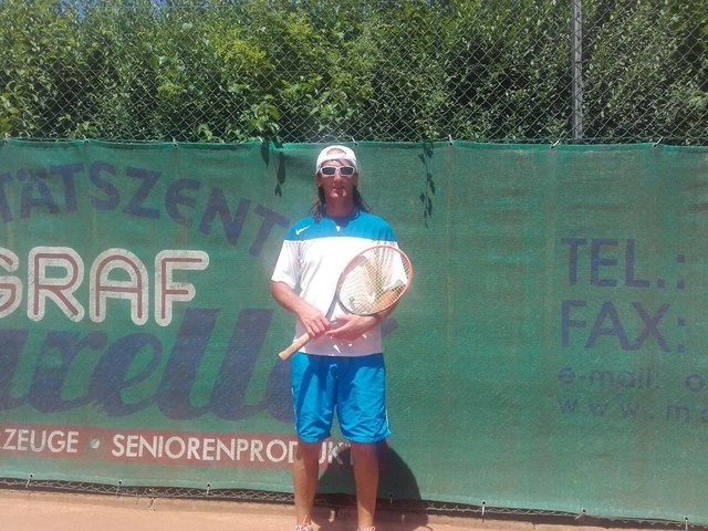 TC Burgau Obmann Ewald Hammer ist stolz auf die Tradition des Burgauer Tennisturnieres.