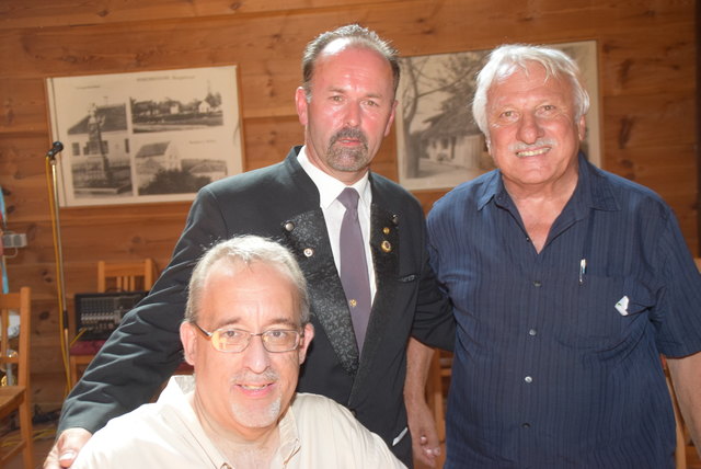 US-Emigranten unter sich: Bobby Strauch aus Allentown, der gebürtige Poppendorfer Peter Drauch und der aus Heiligenbrunn stammende Johann Heindl (von links).