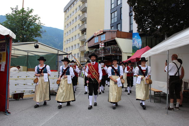 Die BMK Wörgl eröffnete das Stadtfest traditionell.