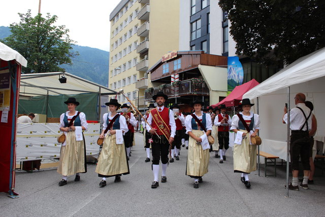 Die BMK Wörgl eröffnete das Stadtfest traditionell. | Foto: Maier