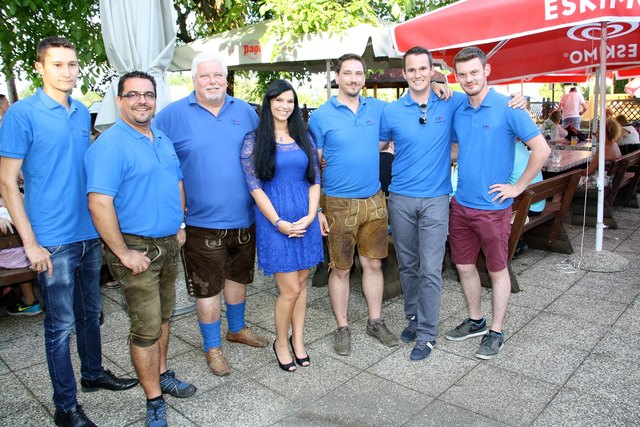 Robert Mörth, Peter Warmuth, Klaus Hiebaum, Michaela Wolf,  Michael Flecker, Stefan Hermann und David Wilfling haben gemeinsam 711 cm  Bauchumfang.