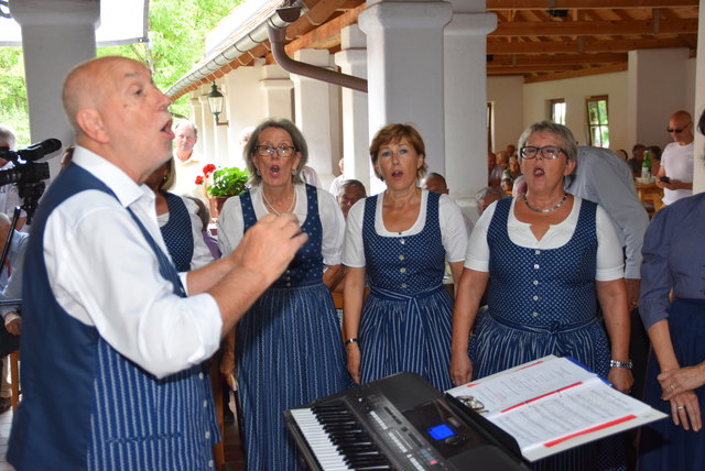 Ein von K. Pronai komponiertes „Lied der Auslandsburgenländer“ wurde von „Chorissimo“ erstmals zur Aufführung gebracht.