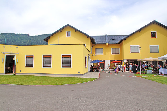 Kloster und Museum im Benediktinerstift Admont. Das Gro-Museum des Stiftes Admont wurde im Jahre 2003 erffnet. Familienhotels in der Nhe Familienurlaub Steiermark / Benediktinerstift Admont