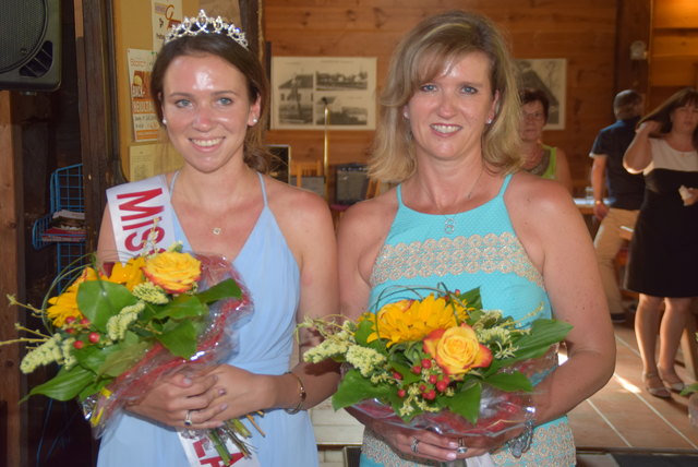 Wie schon ihre Mutter Cynthia (rechts) im Jahr 1988 wurde Caitlin Martin heuer zur Miss Burgenland New York gewählt.
