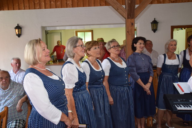 "Chorissimo" aus Oberwart sangen Volkslieder, die Auswanderer in ihrer Schul- und Jugendzeit gesungen haben.