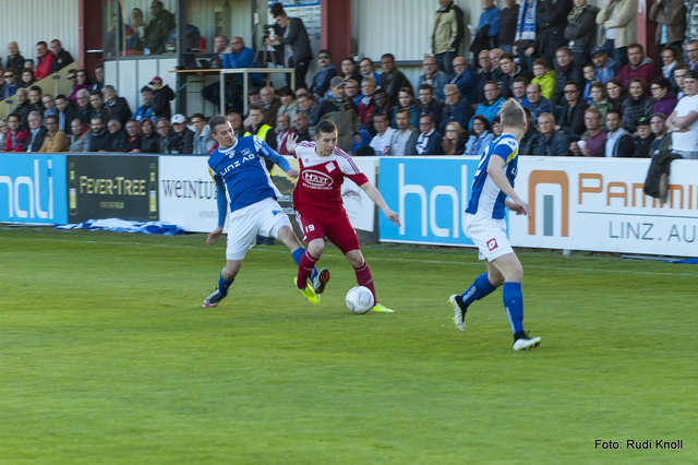 In der Vorsaison holte der ATSV Stadl-Paura (rot) in der Regionalliga aus zwei Spielen vier Punkte gegen die Linzer. | Foto: Rudi Knoll