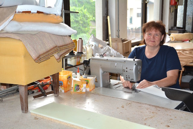 In ihrer Werkstatt hält sich Silvia Kern auch nach mehr als 30 Jahren im Job immer noch gerne auf.