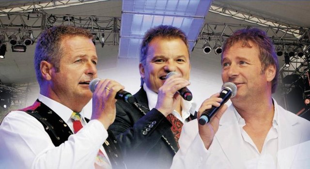 Die großen Drei der Volksmusik – Gottfried Würcher vom Nockalm Quintett, Norbert Rier von den Kastelruther Spatzen und Markus Wolfahrt von den ehemaligen Klostertalern. | Foto: Foto: UNIVERSAL