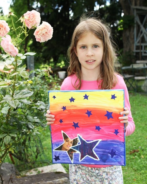 Stargirl | Glitzersterne & komische Sterne am Phantasie-Himmel (Lea-Céline Ambrusch, 8 J.) | Foto: KK Veranstalter