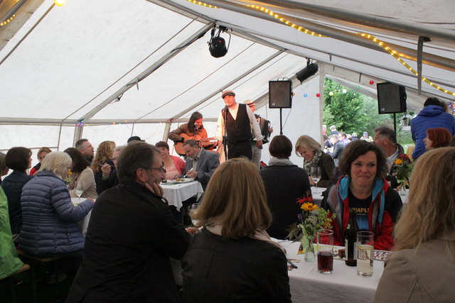 Lunaplexx Eröffnungsfest mit dem Kollegium Kalksburg.
