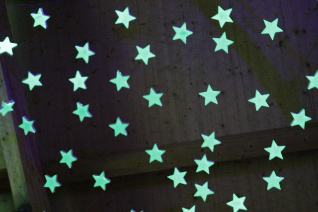 Kino unterm Sternenhimmel ist auch im Saal der Alten Gerberei keine Unmöglichkeit. Danke an die Fa. Steinbacher!