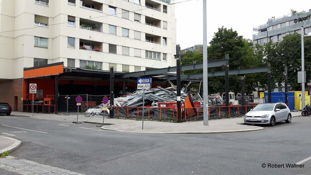 Ecke - Heinestraße 22-28/ Zirkusgasse 49 / Große Stadtgutgasse 33