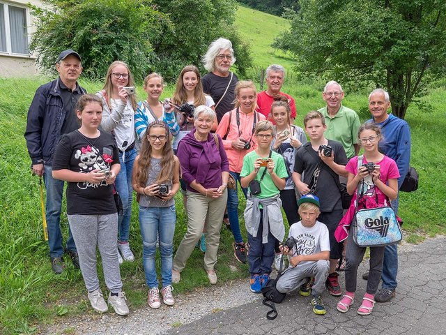 Die Fotogruppe der Naturfreunde Bruck erforschte mit der Ferienpassgruppe die Brucker Umgebung durch die Linse. | Foto: Naturfreunde-Fotogruppe Bruck