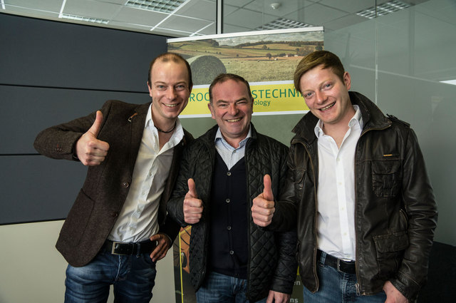 Gut am Standort Pöndorf gestartet: Johannes, Hans und Werner Landrichinger mit ihrer Firma Lasco Heutechnik. | Foto: Lasco