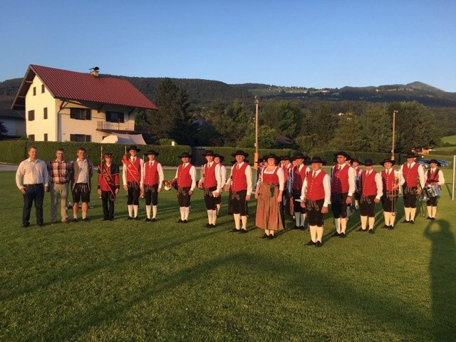 Prüfungskommission, die drei neu geprüften Stabführer, Steinhauermusikkapelle Adnet | Foto: Blasmusikverband Tennengau