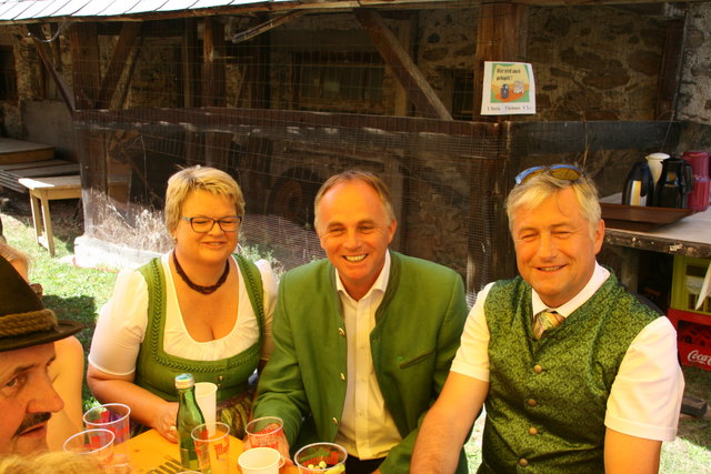 Elisabeth und Karl Schmidhofer, Vbgm Herbert Siebenhofer