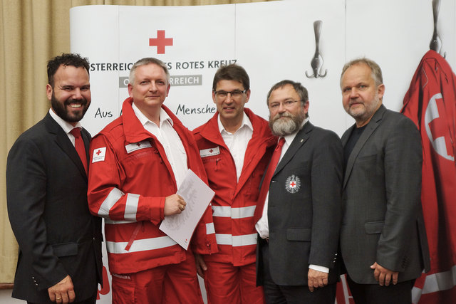 Markus Brunner, Ronald Freudenthaller, Oswald Sobola, Urban Schneeweiß und Michael Schodermayr (v. l.). | Foto: Rotes Kreuz Steyr-Stadt