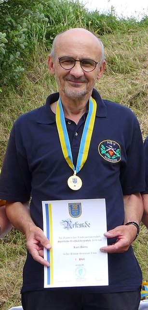 Der neue Landesmeister im Großkaliber-Pistolenschießen: Oberarzt Kurt Dörre | Foto: Landeskliniken Holding