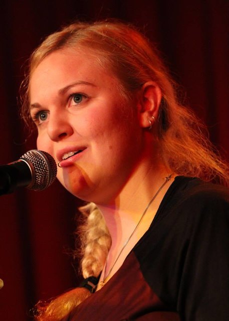 die geborene Flensburgerin Janea