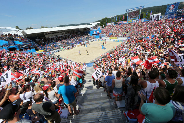 Das Beachvolleyball-Event in der Klagenfurter Ostbucht bringe laut Veranstalter ACTS eine Netto-Wertschöpfung von 3,8 Mio. Euro | Foto: Kuess