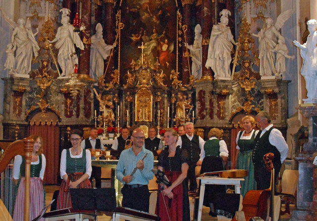 DER VERDIENTE APPLAUS