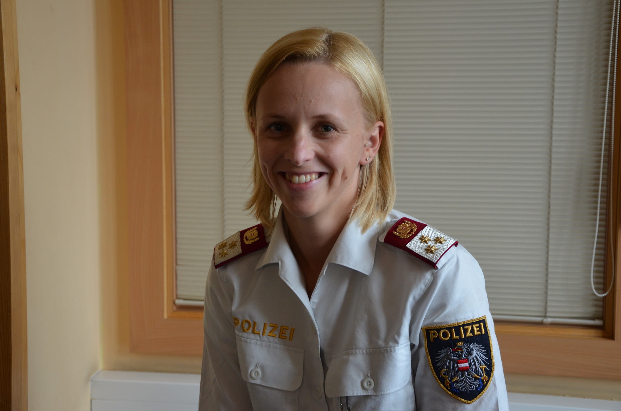 Polizisten kennenlernen aus traiskirchen, Dating service krenglbach. Schwarzach er sucht sie markt. Singlebrse kostenlos poggersdorf. Polizisten kennenlernen aus traiskirchen - Hausmening singletreff