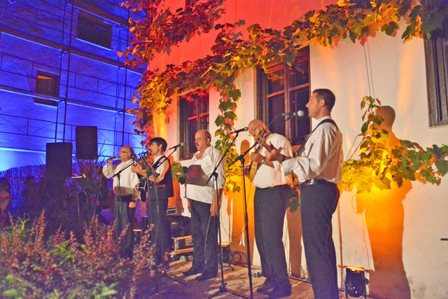 Klapa Barone aus Šibenik werden den Dalmatinischen Abend musikalisch Umrahmen | Foto: KK