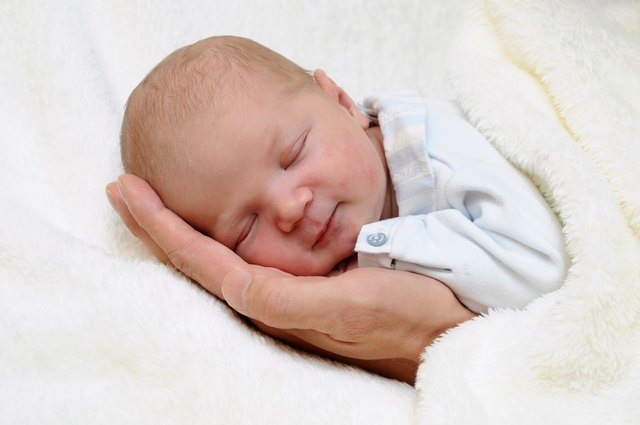 ELIAS LOCHMANN-KISS Geboren: 14.07.2016 um 34:54 Uhr; Größe: 58 cm; Gewicht: 3.970 g; Wohnort: 3420 Kritzendorf | Foto: www.babygalerie.at
