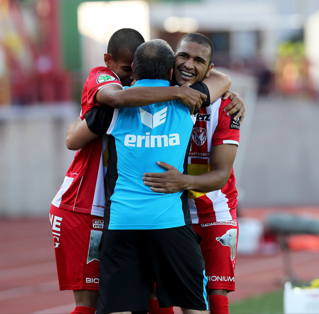Torjubel in Kapfenberg: Joao Victor Sa Santos (Kapfenberg) and Jorge Elias Dos Santos (Kapfenberg).