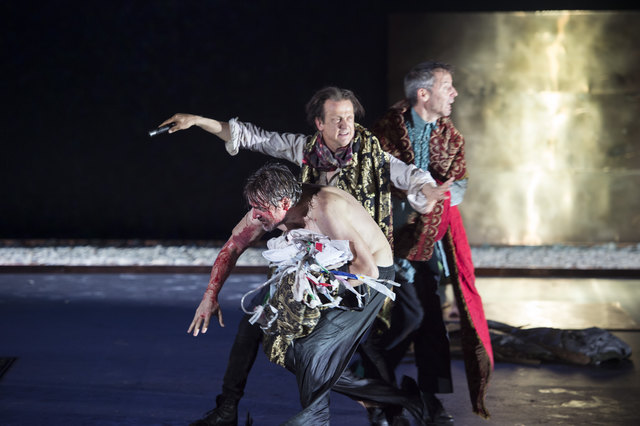 Der Sturm, Werk einer zutiefst phantasievollen Schöpferkraft, unterhält uns mit Geistern in wechselnder Gestalt, mit magischen Verwandlungen, Maskenspielen und Liebhabern, mit Komödiantik und Musik. | Foto: Salzburger Festspiele/Monika Rittershaus