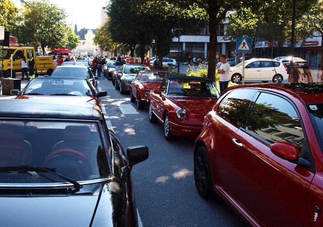 Int. Alfa Romeo-Treffen am 5. September 2015. Start: 09:30 Uhr vom Hauptplatz in Liezen Ziel: ca. 15:00 Uhr am Flugplatz in Niederblarn. Vereine und Vereine - Stadtgemeinde Liezen