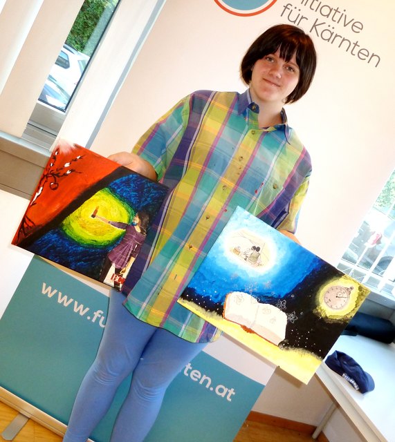 Katharina hat zum ersten Mal auf Leinwand gemalt