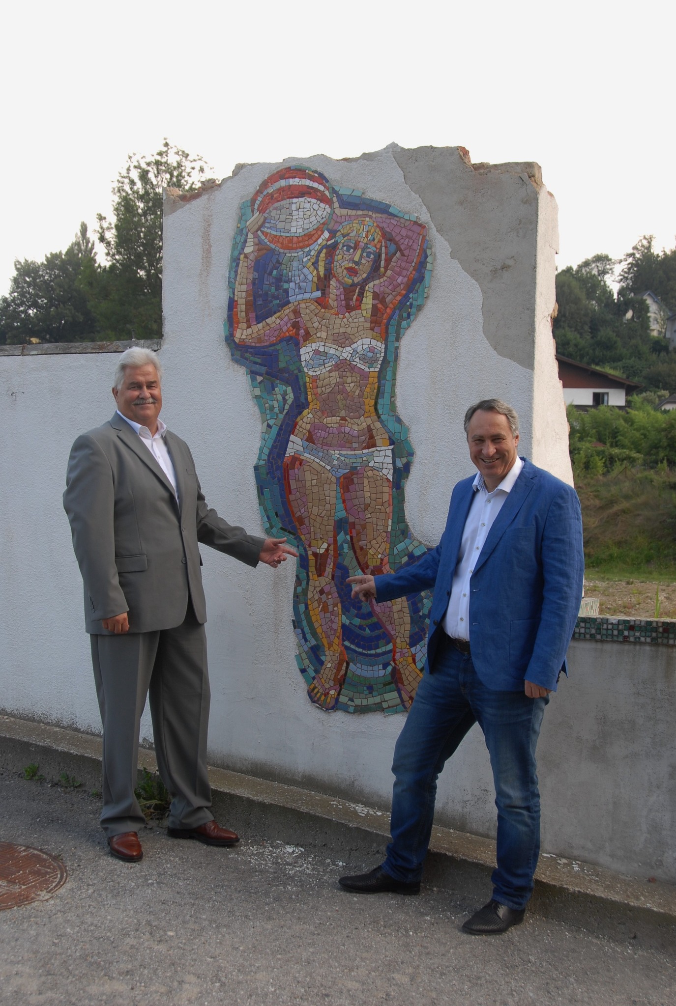 Pressbaumer Bad: Mosaik bleibt erhalten Purkersdorf Pressbaumer Bad: Mosaik bleibt erhalten Purkersdorf
