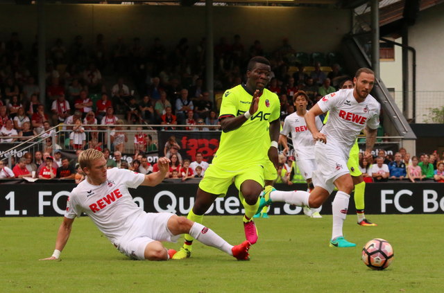 Die stärksten Ligen Europas zu Gast in Kitzbühel: Der FC Köln, 9. der letzten deutschen Bundesliga-Saison, feierte einen 1:0 Testspielsieg gegenden FC Bologna, 14. der italienischen Serie A, der höchsten italienischen Profiklasse