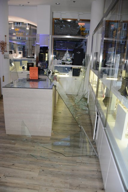 Einbruch beim Stadtjuwelier Hüttner | Foto: ZOOM.TIROL