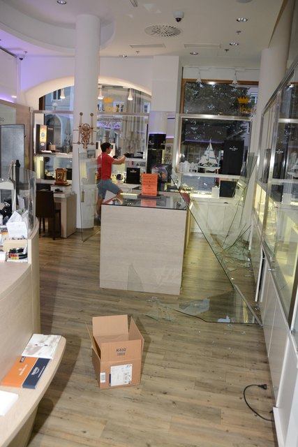 Einbruch beim Stadtjuwelier Hüttner | Foto: ZOOM.TIROL