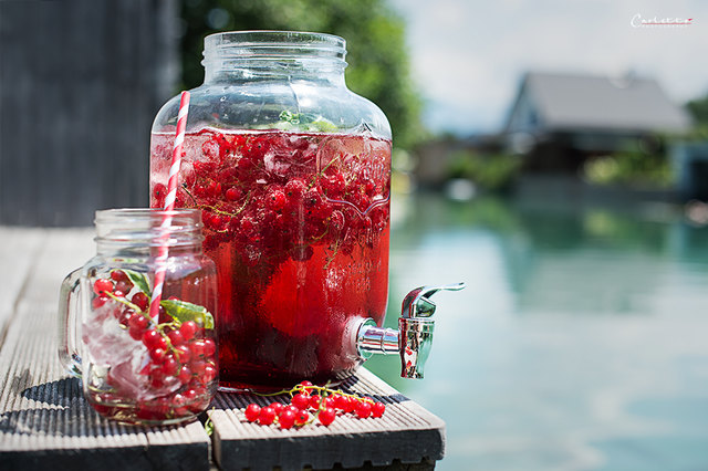 Ribisel-Sangria: Für all jene, die Prosecco im Drink gerne haben | Foto: Carletto Photography