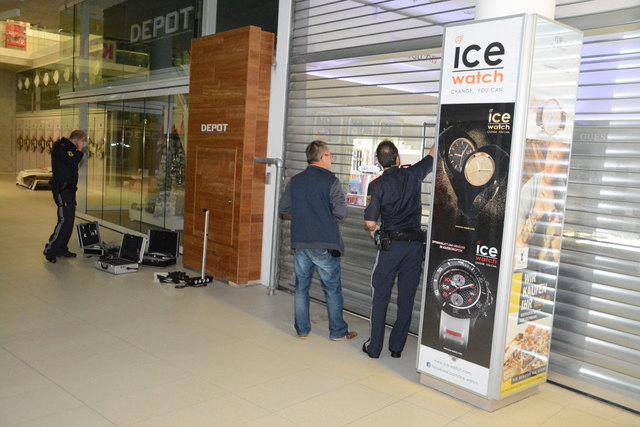 Die Tatortermittler der Polizei | Foto: ZOOM.Tirol