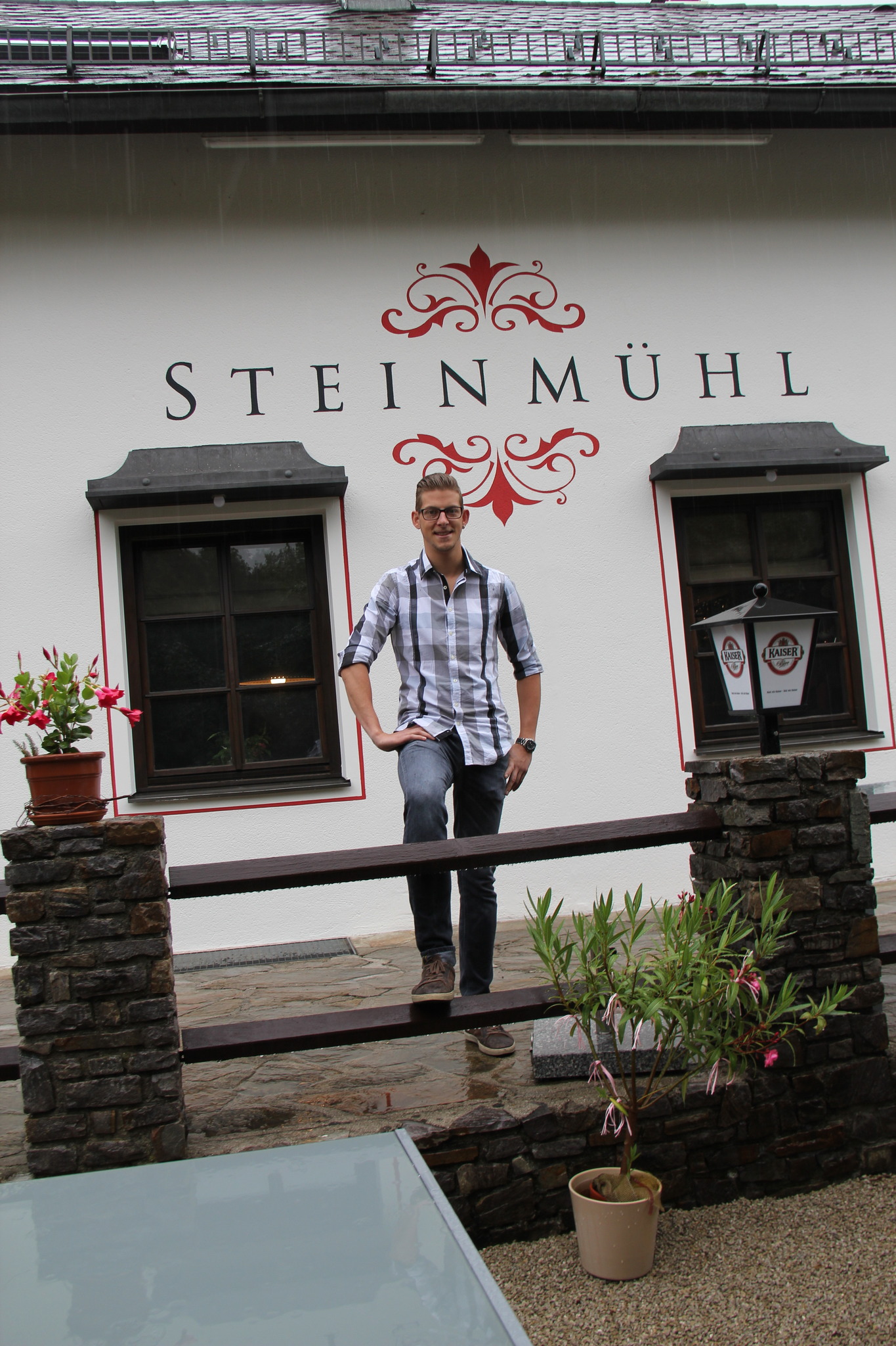 Junge singles horn. Partnersuche in Meggen. Partnervermittlung agentur aus seewalchen am attersee. Aigen-schlgl dating agentur. Markt sie sucht bruck an Frau sucht mann in ybbsitz, Bezau singlespeed