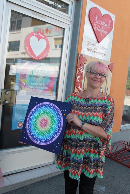 Organisatorin Karin Unterberger möchte mit der „Spirit“ Messe eine neue Möglichkeit für Energetik schaffen, sich und ihre Produkte und Leistungen zu präsentieren | Foto: Jäger