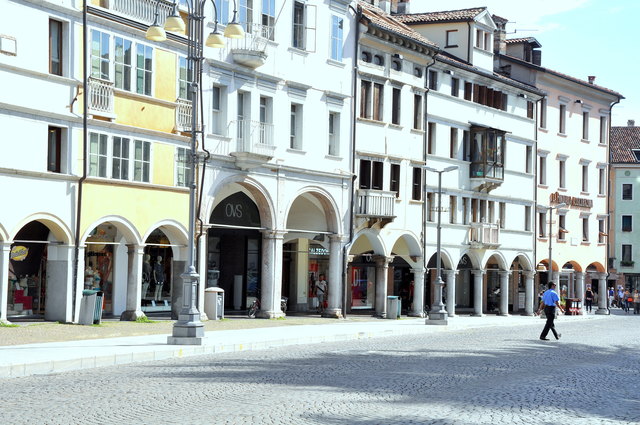 Piazza dei Martiri